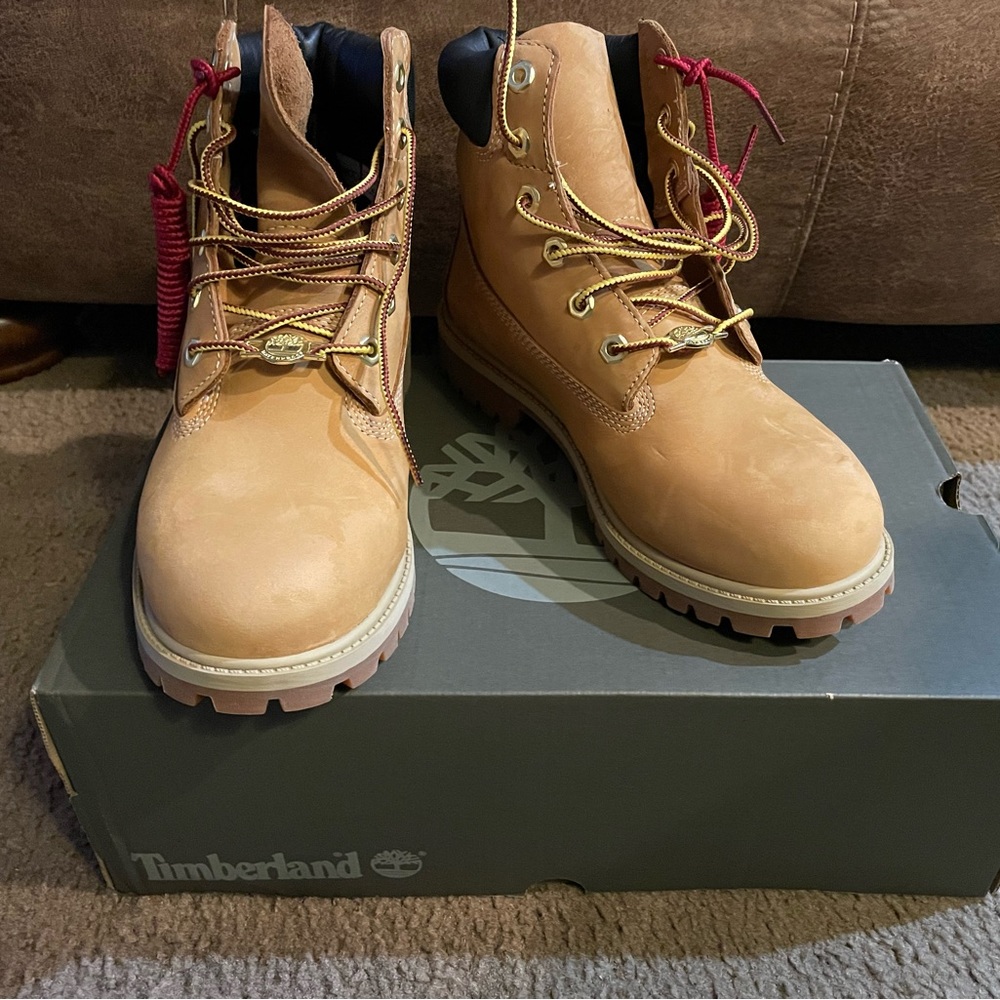New in box Timberland boots. Junior size will fit woman’s size 8 1/2.